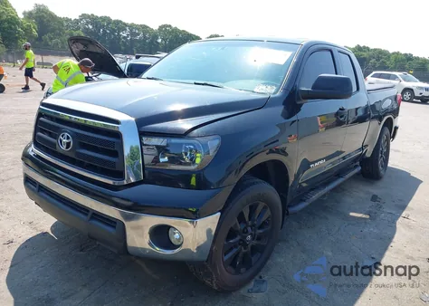 2012 Toyota Tundra Grade V6 z USA, uszkodzony, nr VIN 5TFRU5F18CX026186